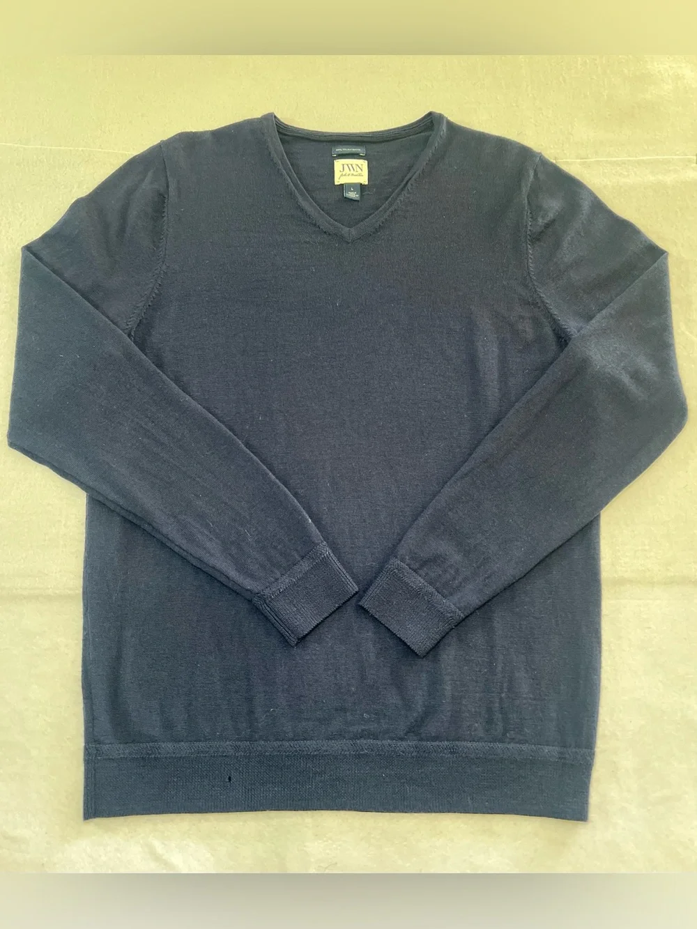 JWN John W Nordstrom Men’s Navy Blue Merino Wool V-Neck Sweater,Large  FLAW-Read